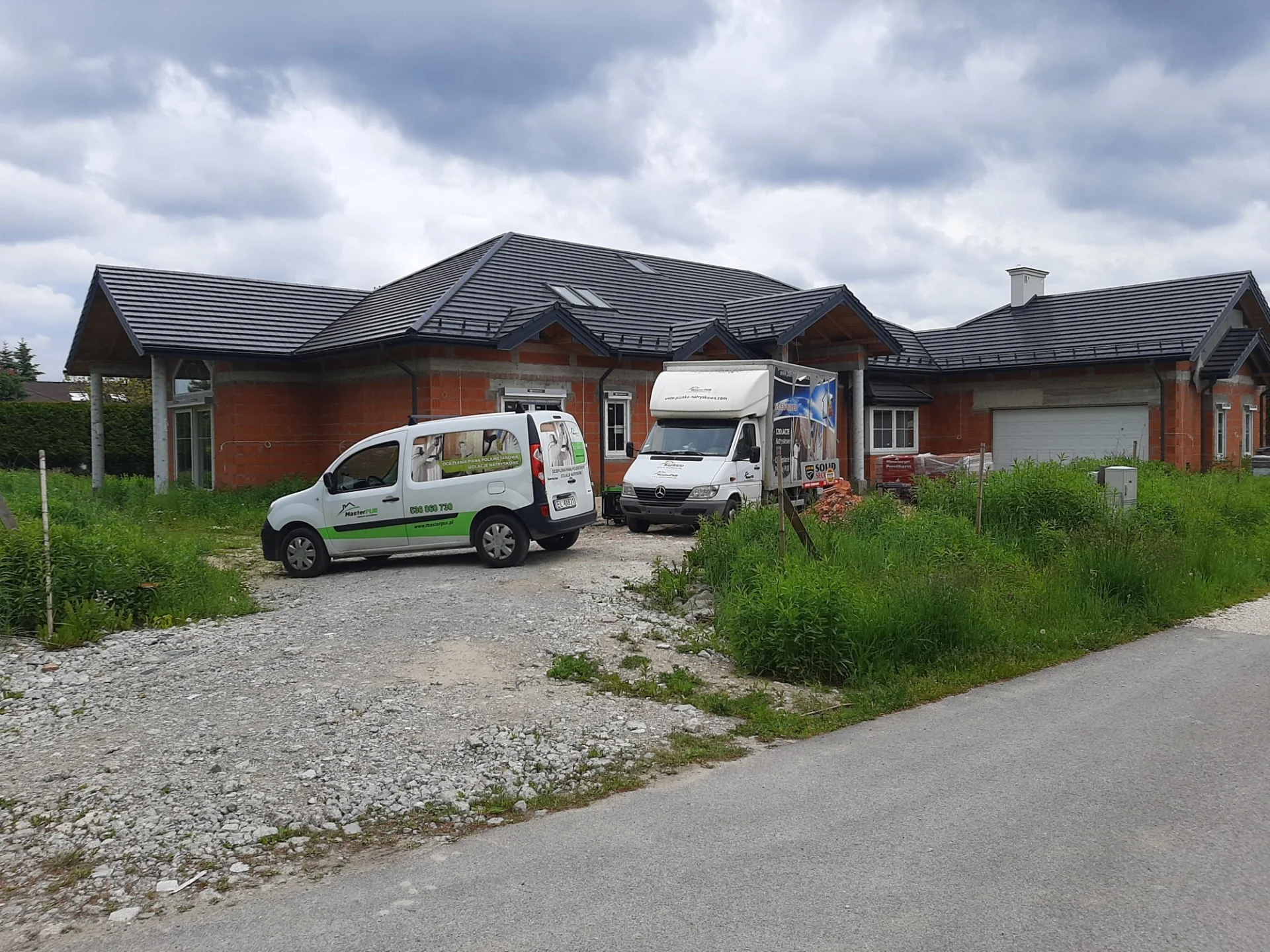 Proces aplikacji piany PUR